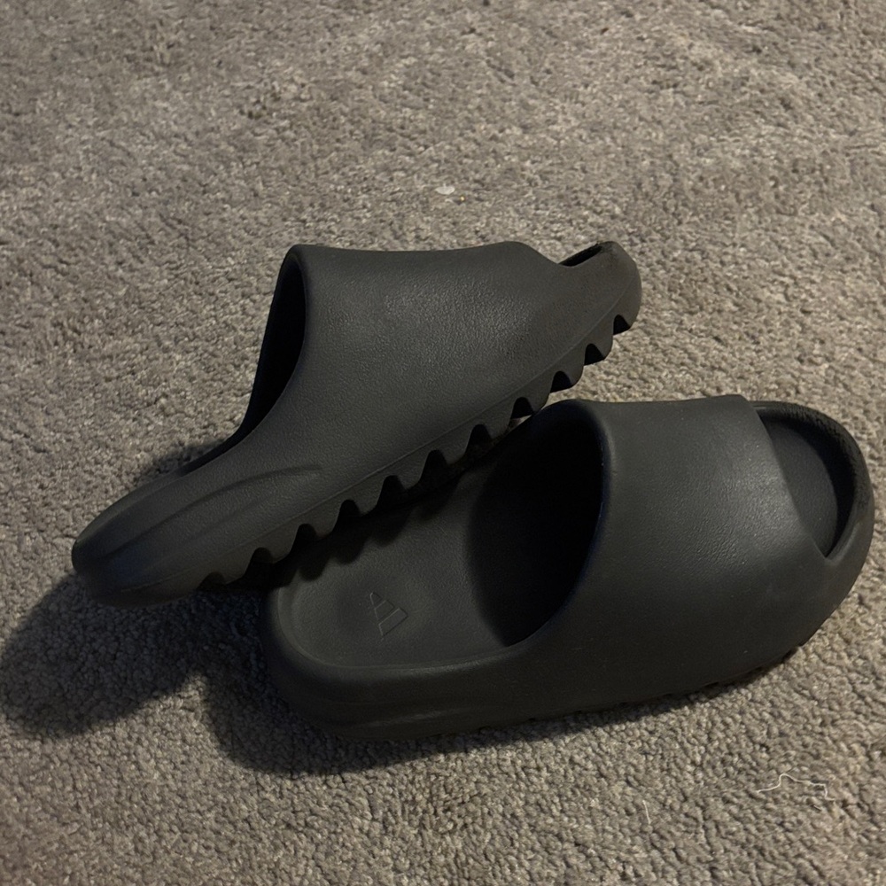 Yeezy Slides